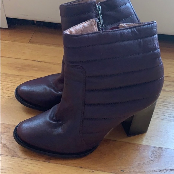Boots Ankle Flats By Madewell In Black, Size: 11
